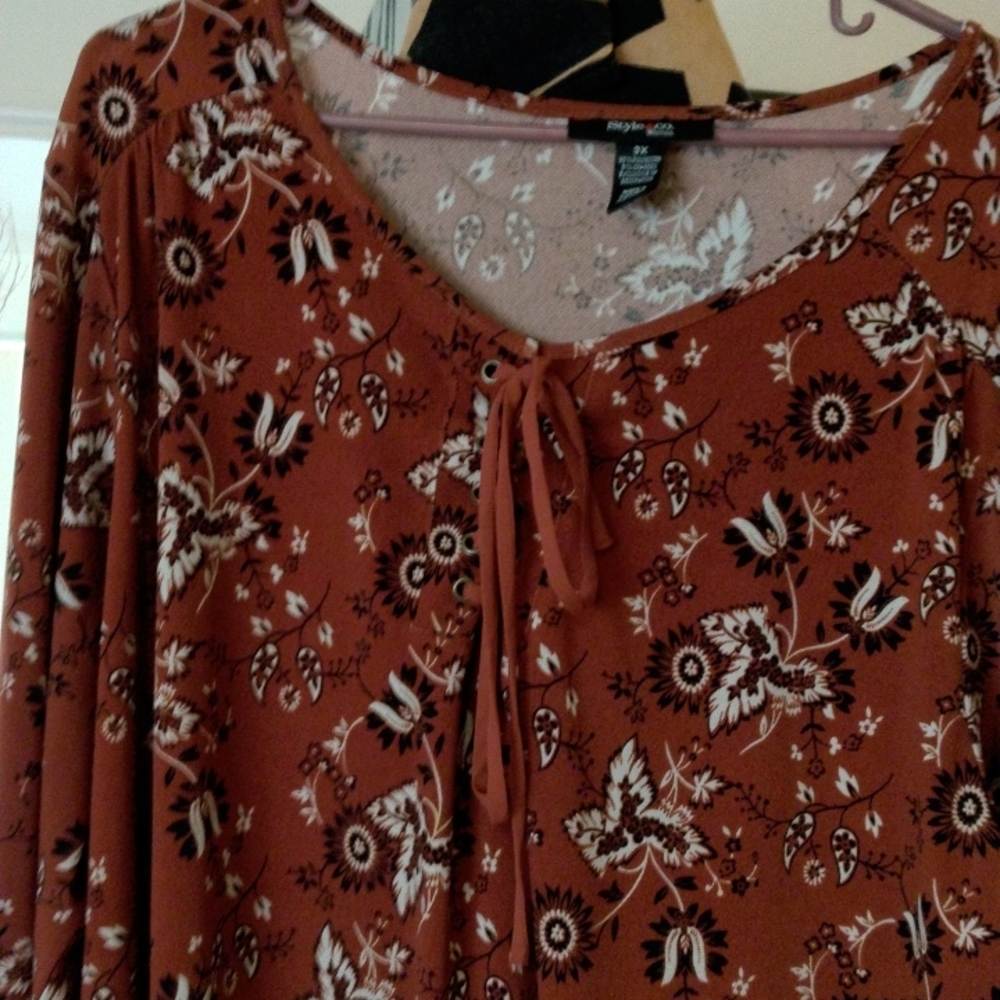 Style and Co. brown and white bohemian print and ribbon tie knot spring top.